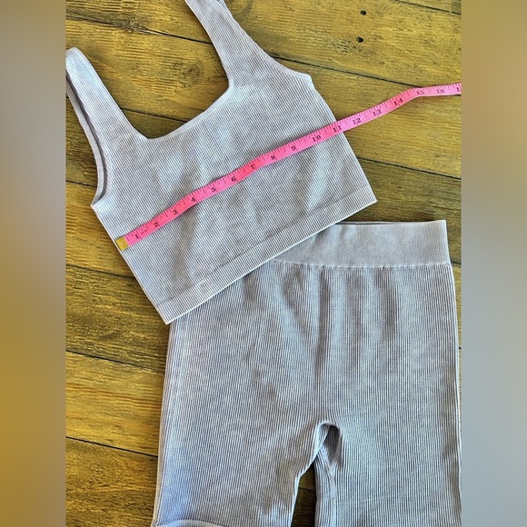 ♻️GHOSTD EDIT ♻️ Perfect Lavander shorts and top set - Picture 3 of 8